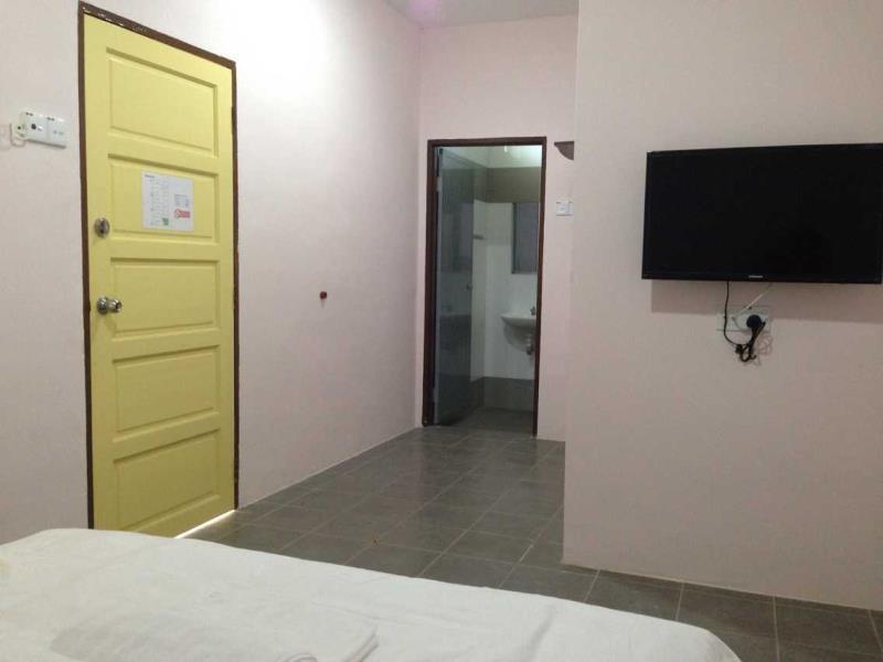 First Guest House Kuantan Exterior photo